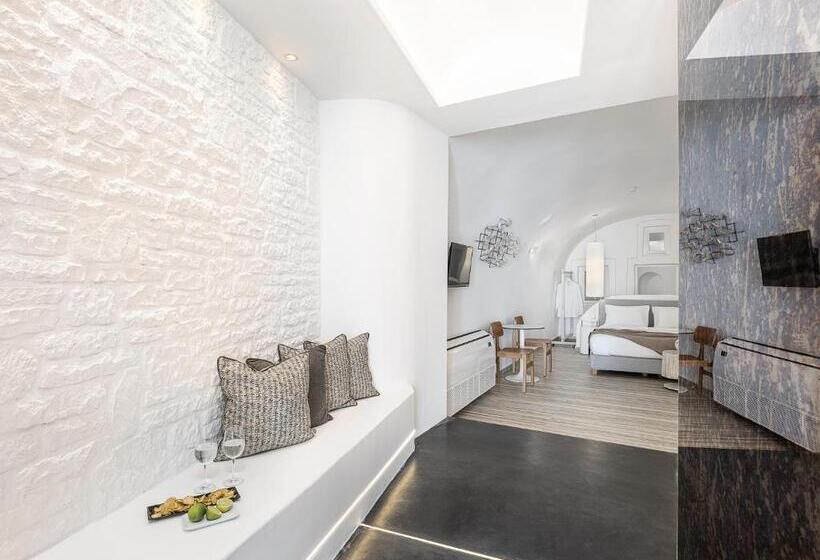 سوئیت با وان آب گرم, On The Rocks   Small Luxury Hotels Of The World