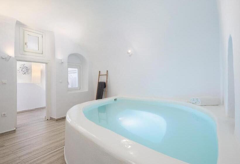 سوئیت با وان آب گرم, On The Rocks   Small Luxury Hotels Of The World