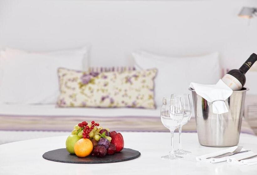 سوییت با چشم‌انداز دریا, San Antonio   Small Luxury Hotels Of The World
