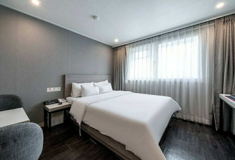 Номер Deluxe, Anyang Illowa