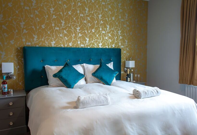 Номер Стандарт, Coach House Inn