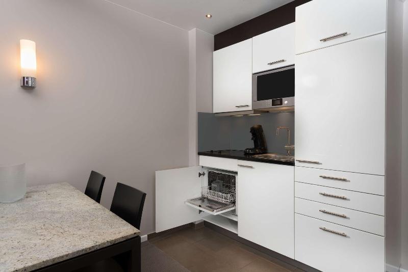استودیوی پریمیوم, Adina Apartment Hotel Frankfurt Neue Oper