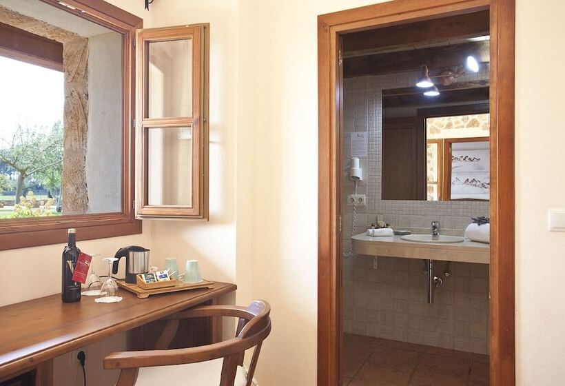 اتاق سوپریور, Agroturismo Es Quatre Cantons