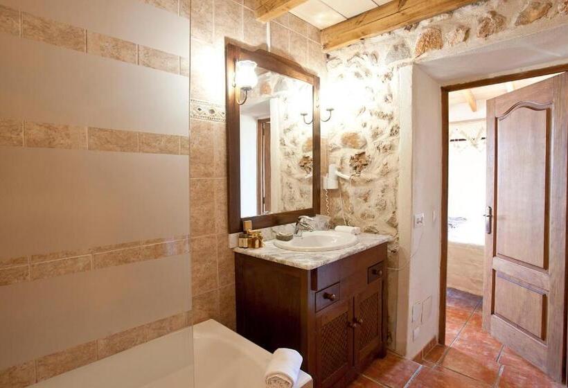 اتاق سوپریور, Agroturismo Es Quatre Cantons