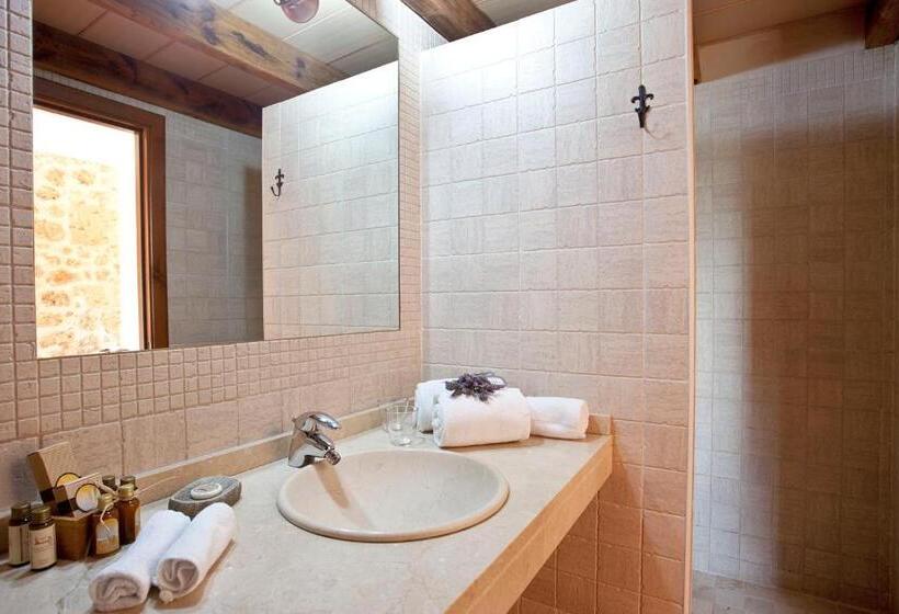 اتاق سوپریور, Agroturismo Es Quatre Cantons