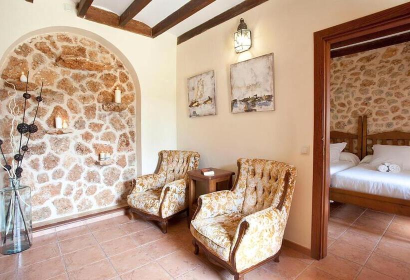 سوییت خانوادگی, Agroturismo Es Quatre Cantons