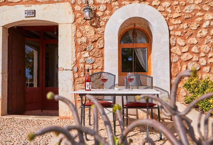 سوییت خانوادگی, Agroturismo Es Quatre Cantons