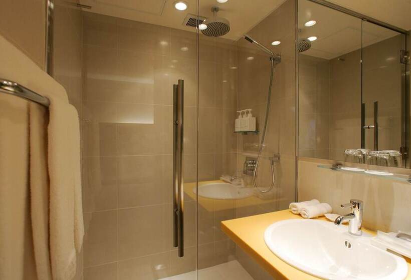 اتاق اجرایی, Oriental Hotel Hiroshima