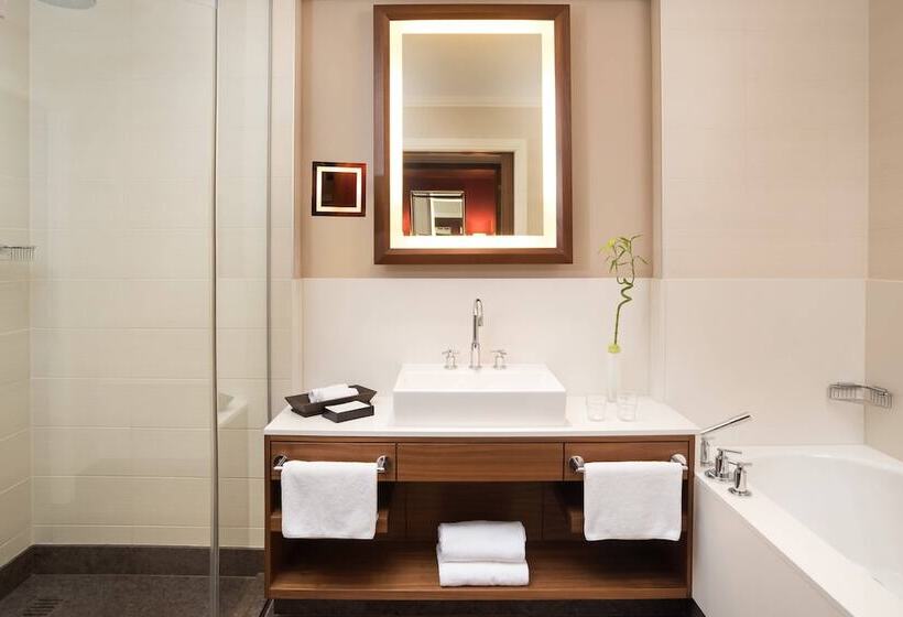 سوییت جونیور, Sheraton Bratislava