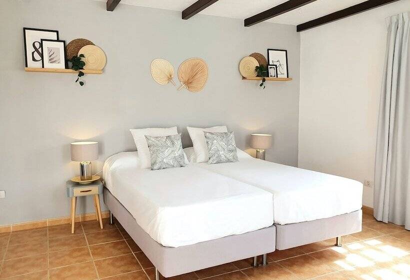 חדר סטנדרט מותאם לאדם עם מוגבלויות, Casas Heddy, Wellbeing Resort