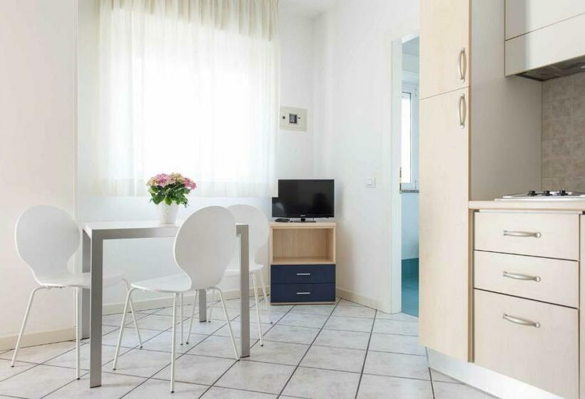Apartamento 1 Dormitório, Residence Ola