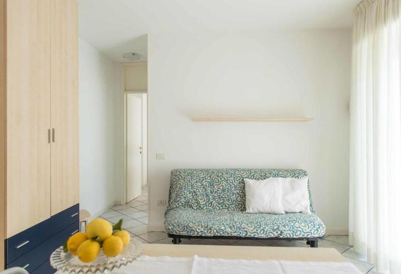 Apartamento 1 Dormitório, Residence Ola