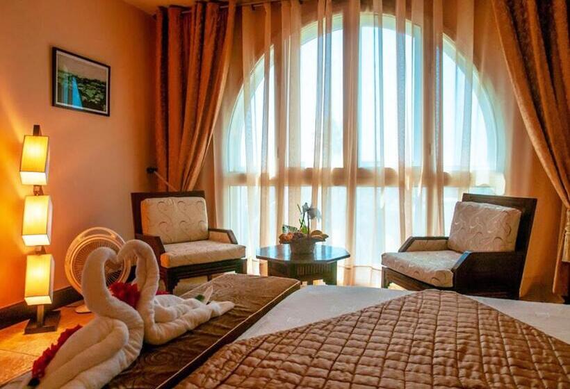سوییت, Le Grand Hôtel Diego