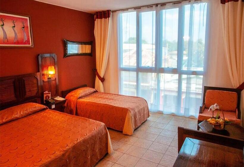 اتاق استاندارد سه نفره, Le Grand Hôtel Diego