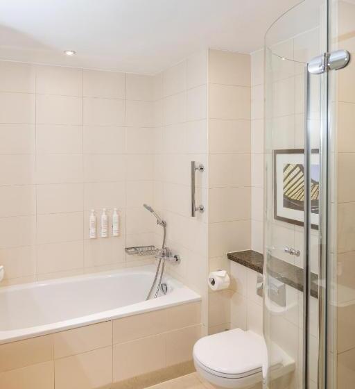 Люкс, London Twickenham Stadium Hotel, A Member Of Radisson Individuals