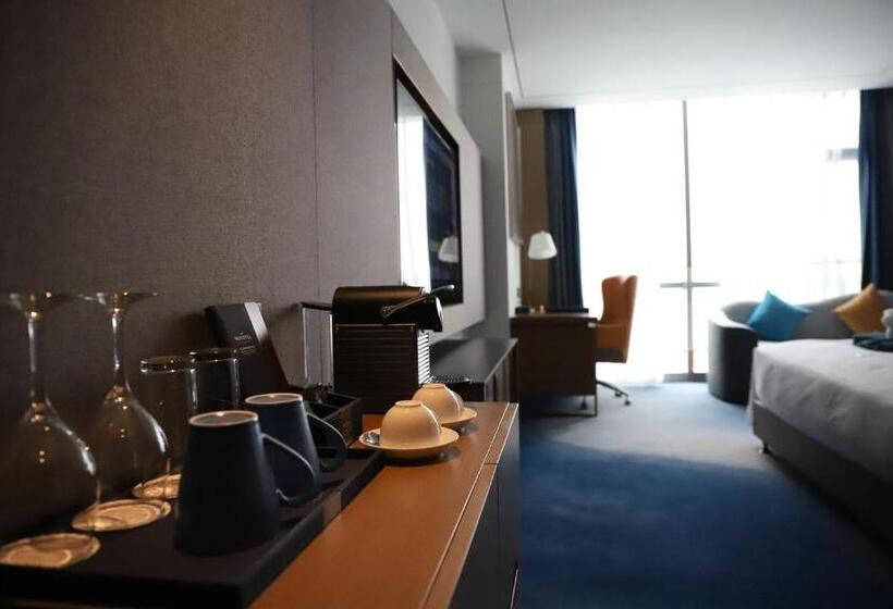 اتاق اجرایی با تخت بزرگ, Novotel Changsha International Exhibition Center