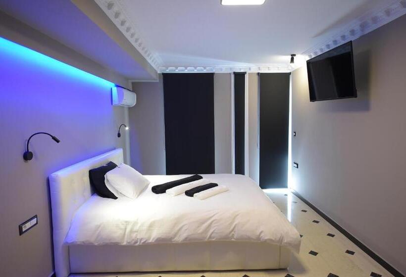 سوییت جونیور, Pietra Mare Suites