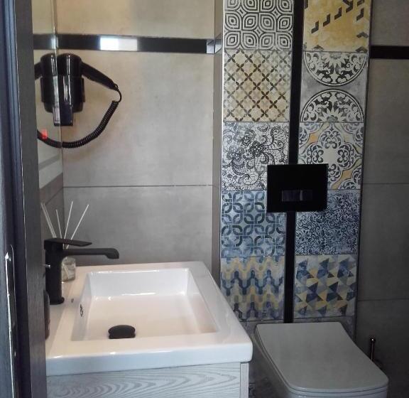 سوییت جونیور, Pietra Mare Suites