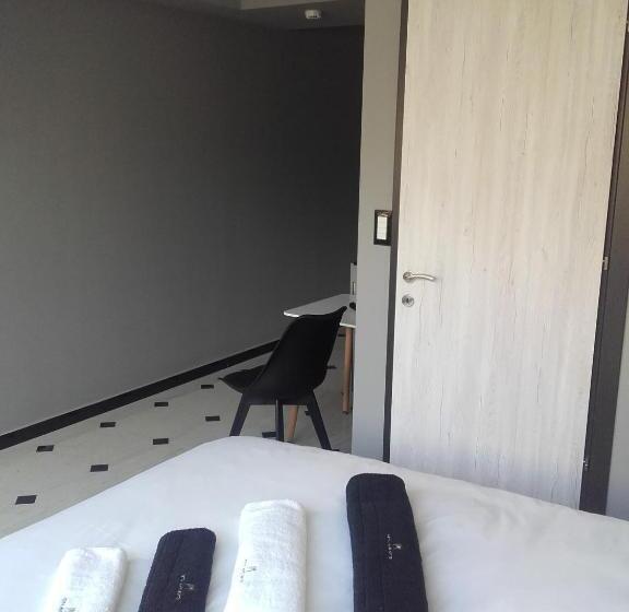 سوییت جونیور, Pietra Mare Suites