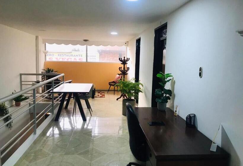 Номер Deluxe Кровать Кинг, Aloja T En Zona Centrica De Armenia