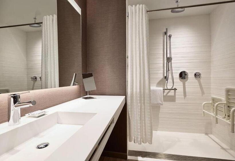 장애인을 위한 스탠다드 룸, Ac Hotel By Marriott Atlanta Perimeter