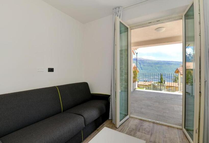 آپارتمان 1 خوابه همکف, Borgo Ermanno