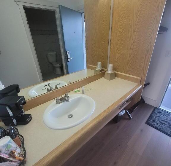 Номер Стандартный Кровать Куин, Chautauqua Resort & Conference Center