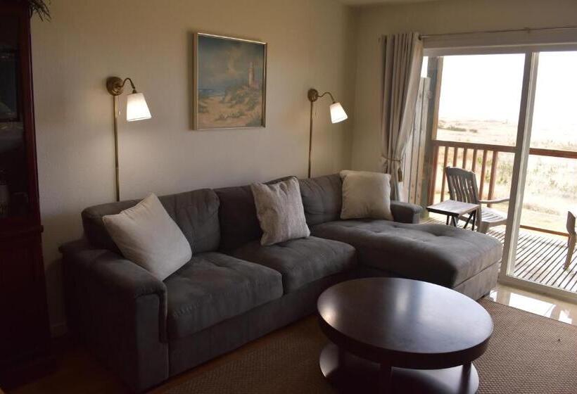 Номер Deluxe Вид на Море с Балконом, Chautauqua Resort & Conference Center