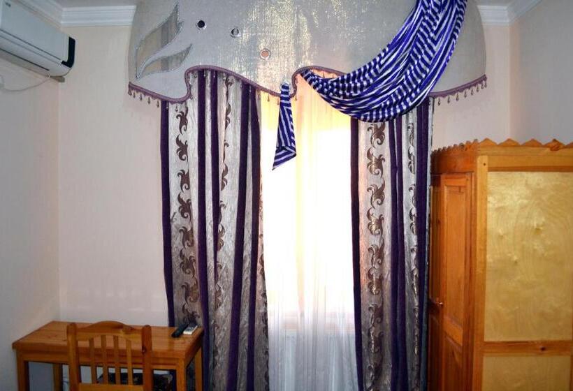 Standard Triple Room, Kala Khiva