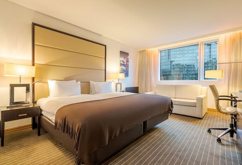 Номер Стандарт Адаптированный для Инвалидов, Pestana Chelsea Bridge Hotel & Spa