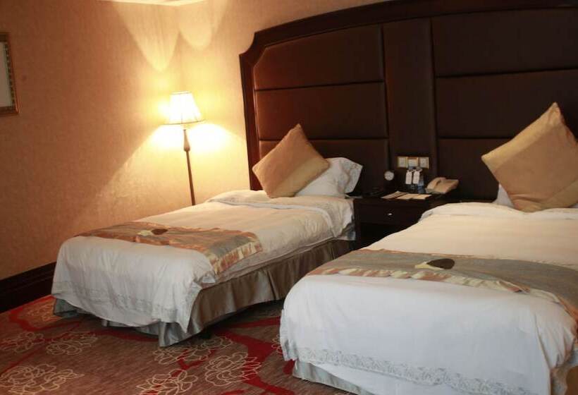 Номер Deluxe, Royal Mediterranean