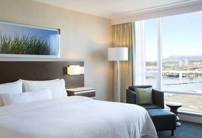 اتاق کلاسیک با تخت دوبل, The Westin Wall Centre, Vancouver Airport