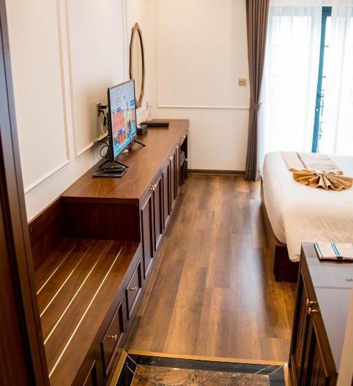 اتاق استاندارد با بالکن, Camellia Luxury Hotel Tam đảo