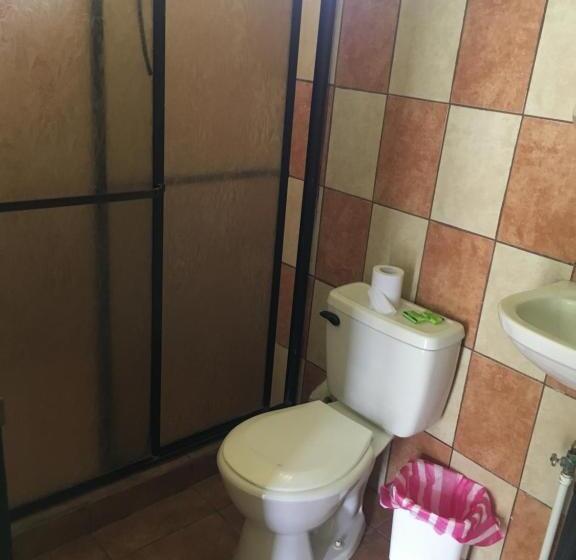 이코노미 룸, Cabinas Brisas Del Golfo