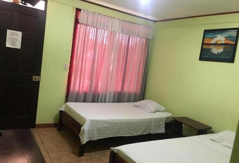 Номер Стандарт, Cabinas Brisas Del Golfo