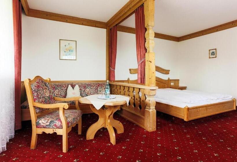 Номер Superior, Sattelbogener Hof