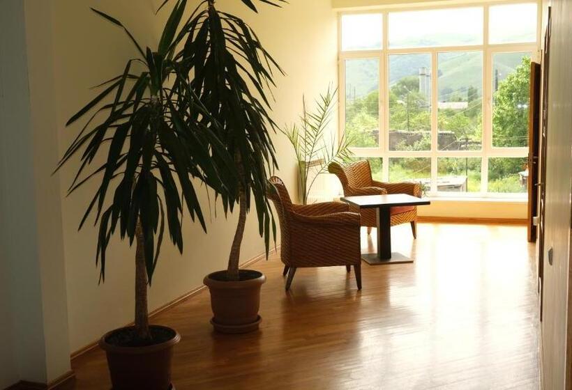 Family Suite, Ymca Spitak