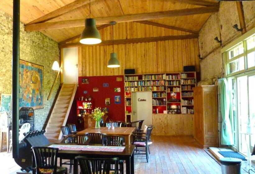 Номер Стандарт, Chambres D'hôtes La Fougeraie