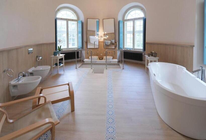 Президентский Люкс, Chateau Herálec Boutique Hotel & Spa By L Occitane