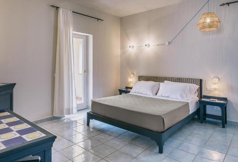Номер Стандарт Трехместный, Mangia S Favignana Resort