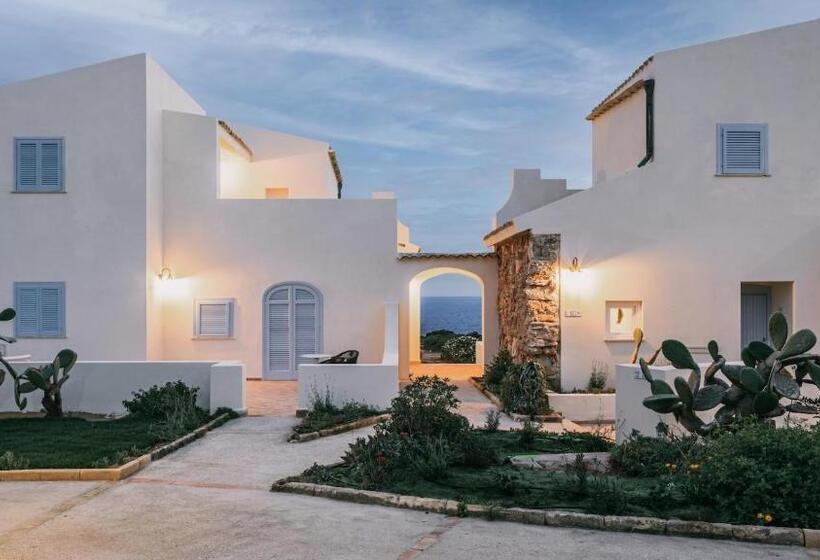 Люкс, Mangia S Favignana Resort