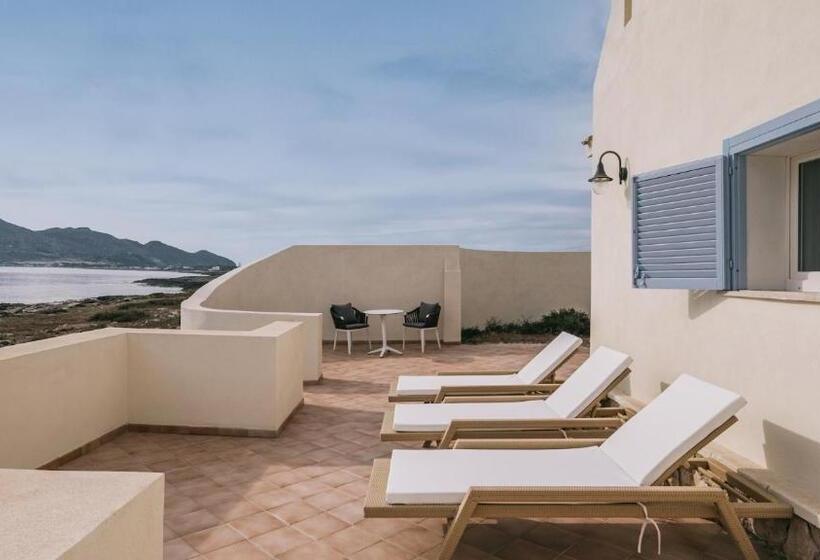 Люкс, Mangia S Favignana Resort