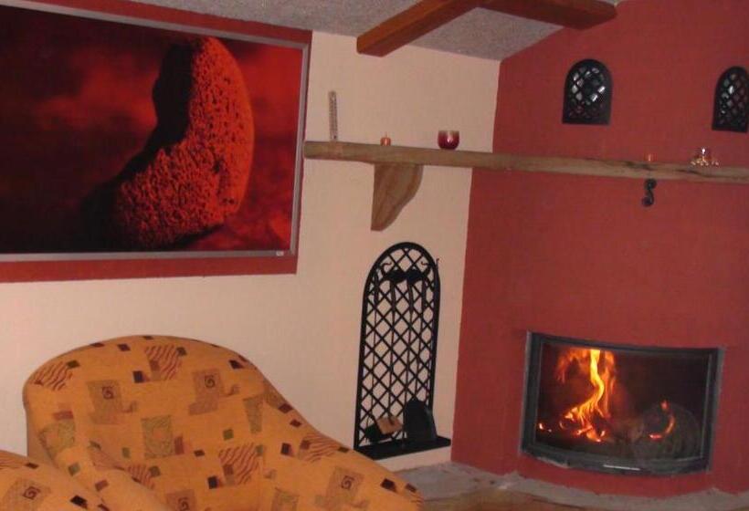 Студия Superior, Resort Svět