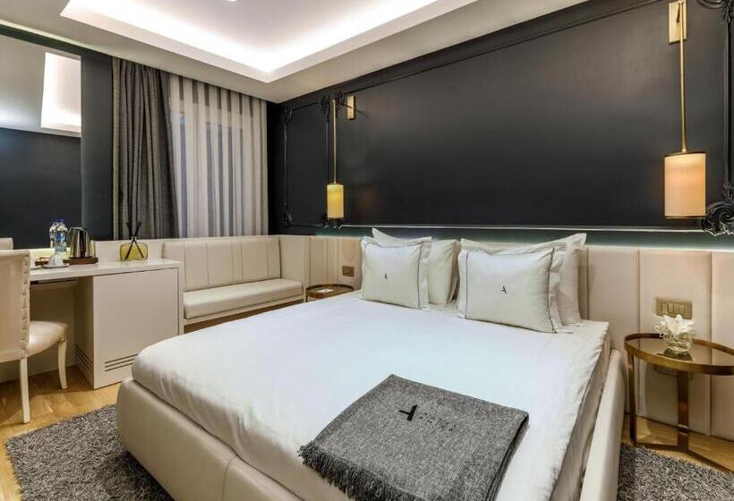 اتاق اکونومی, Amira Istanbul