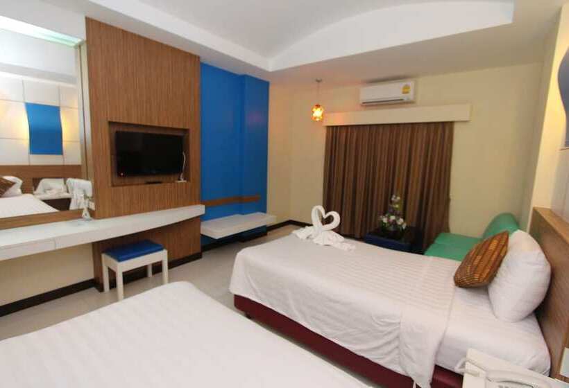 Номер Superior, The Camelot Hotel Pattaya