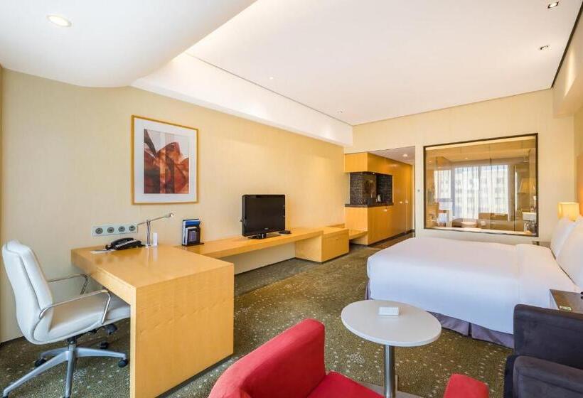 اتاق سوپریور با تخت بزرگ, Crowne Plaza Tianjin Binhai By Ihg