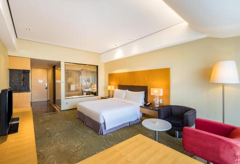 اتاق سوپریور با تخت بزرگ, Crowne Plaza Tianjin Binhai By Ihg