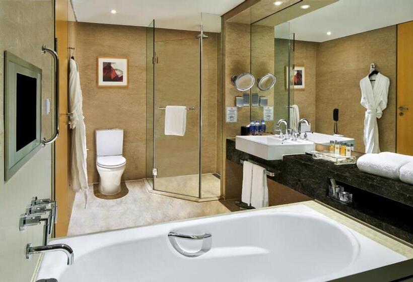 اتاق سوپریور با تخت بزرگ, Crowne Plaza Tianjin Binhai By Ihg