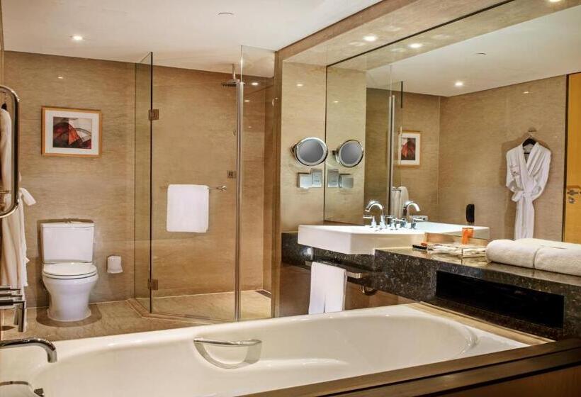 اتاق سوپریور با تخت بزرگ, Crowne Plaza Tianjin Binhai By Ihg
