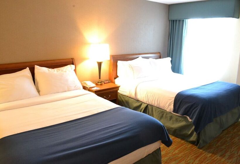 Номер Стандарт 2 Двуспальные Кровати, Holiday Inn Express Hotels Biddeford, An Ihg